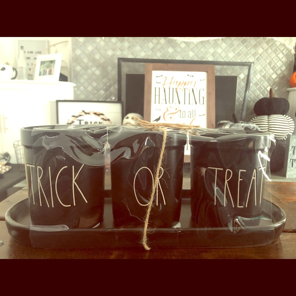 Reserved trick or treat planters do not buy